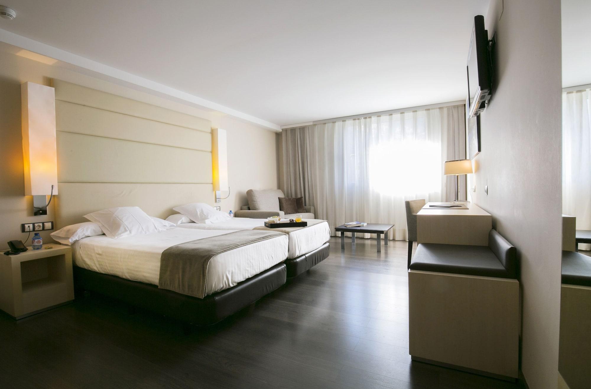Yomo Mola Park Hotel Les Escaldes Kültér fotó