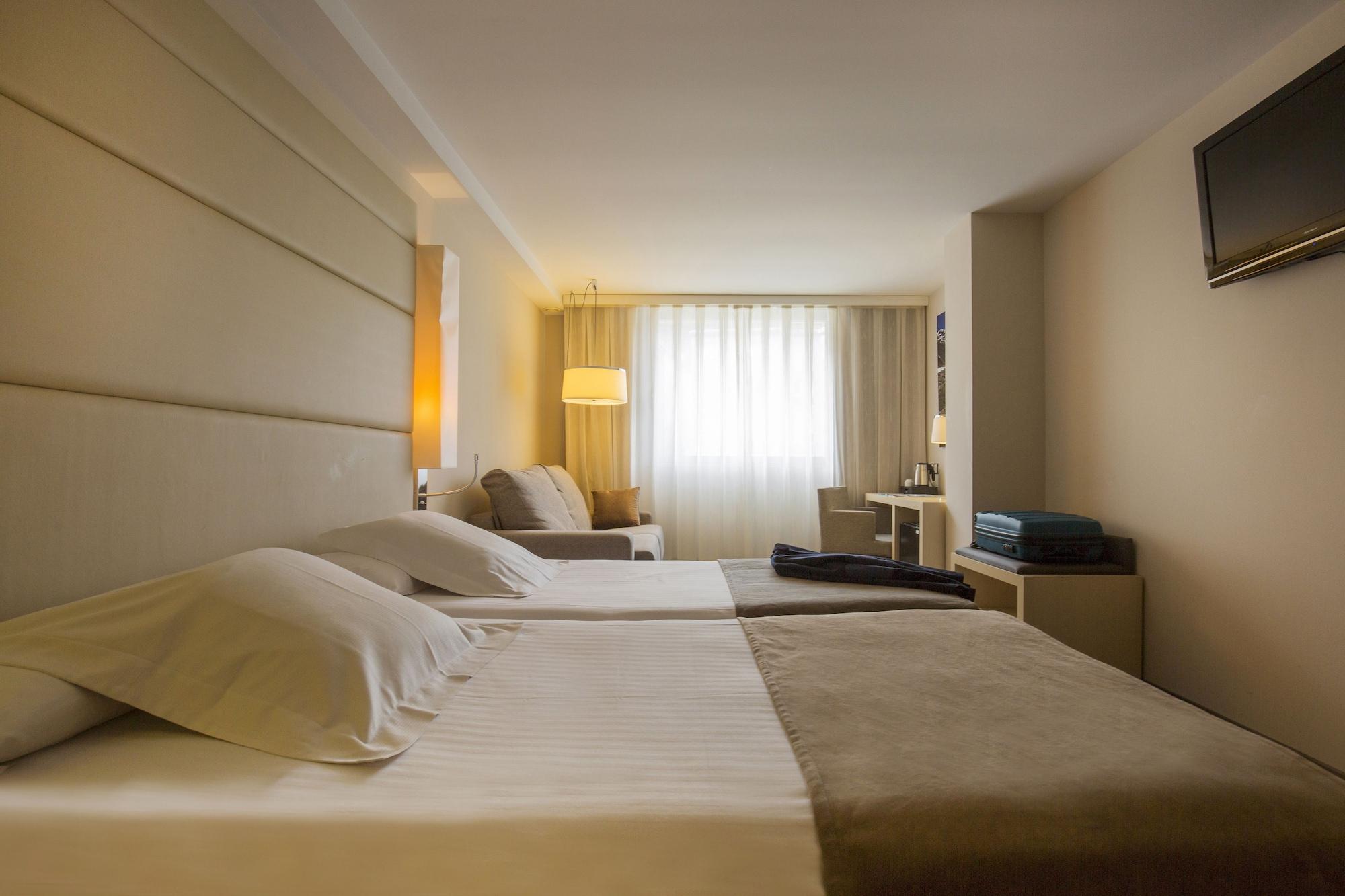 Yomo Mola Park Hotel Les Escaldes Kültér fotó